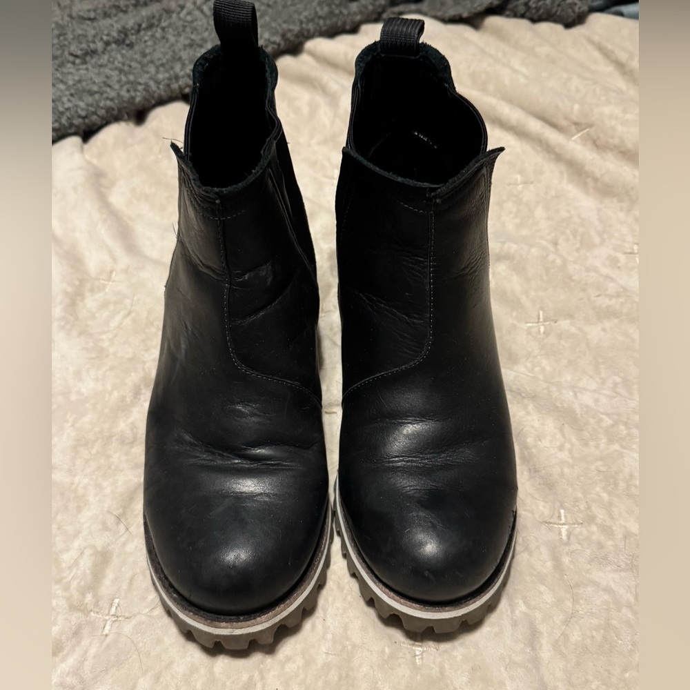 Chaco black Chelsea boots